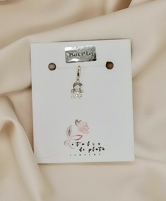 Charm Niño / Niña en Plata de Ley 925 · Símbolo de Amor Eterno